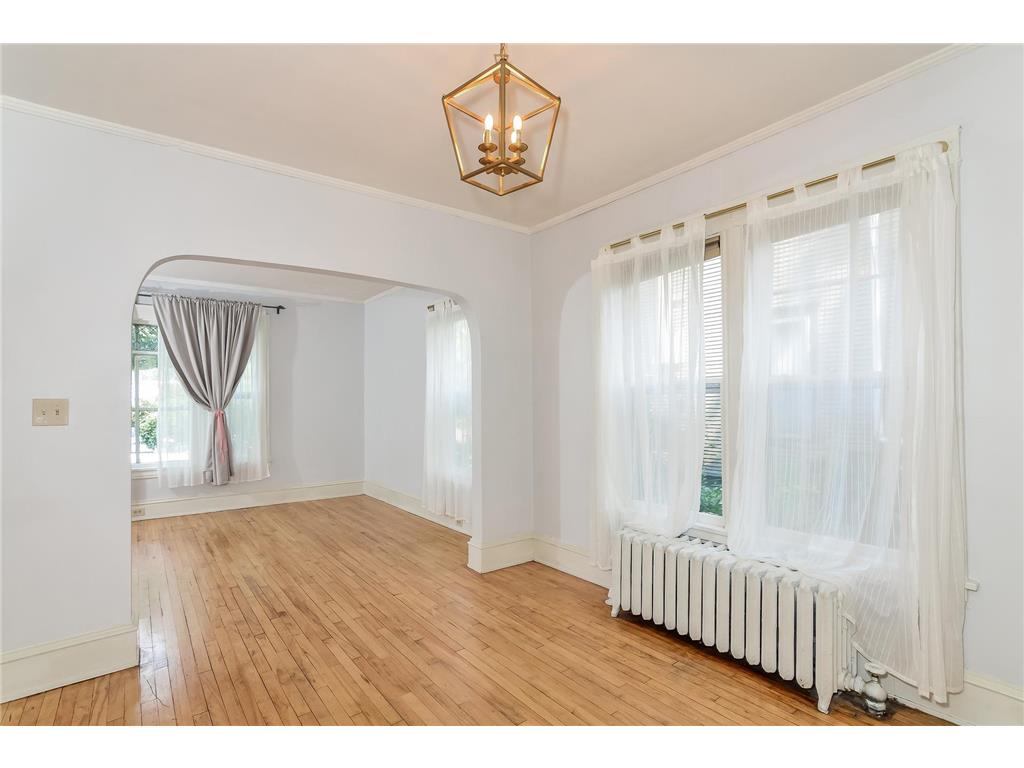 2315 Clinton Avenue Minneapolis MN 55404 6797187 image10