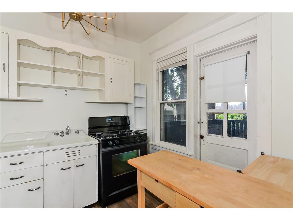 2315 Clinton Avenue Minneapolis MN 55404 6797187 image13
