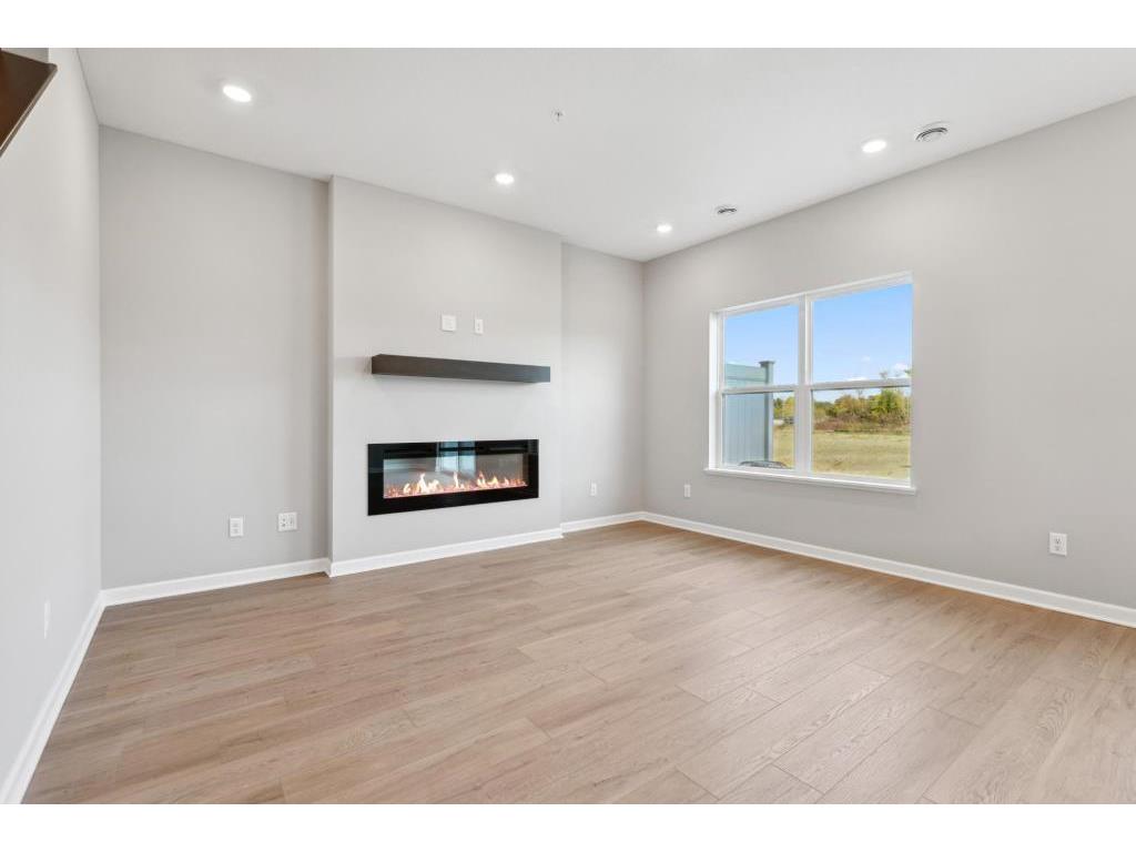 23154 Creekview Court Rogers MN 55374 7104433 image11