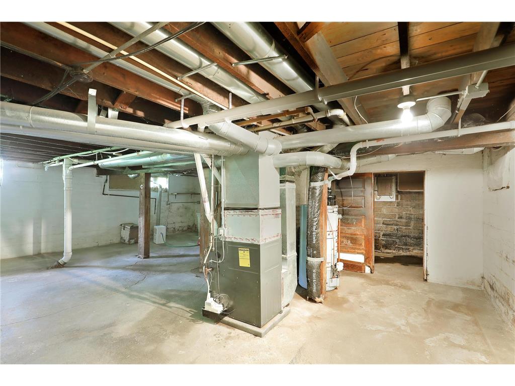 2316 24th Avenue N Minneapolis MN 55411 6808091 image19