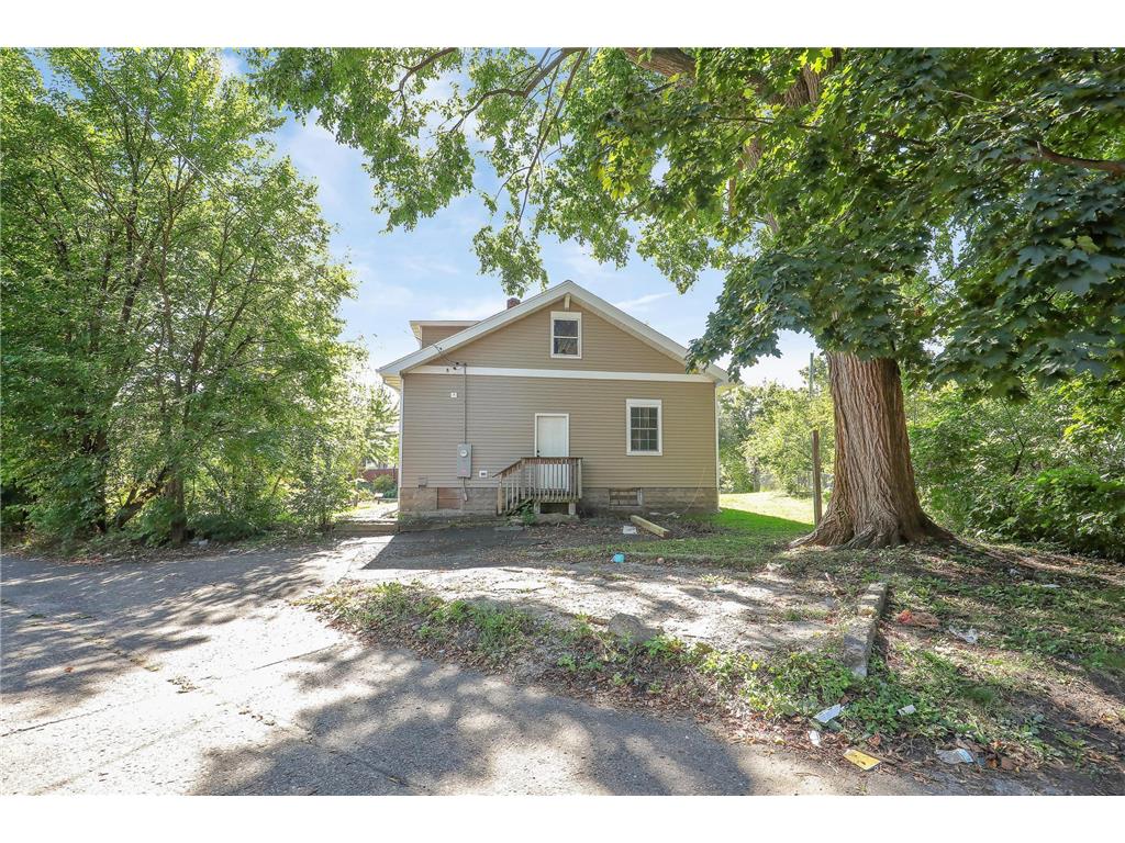2316 24th Avenue N Minneapolis MN 55411 7073889 image26