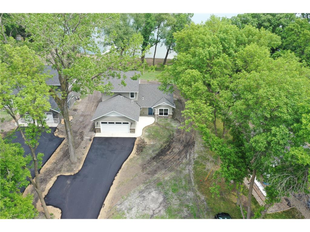 2316 47th Avenue NE Willmar MN 56201 - Eagle 6371301 image1