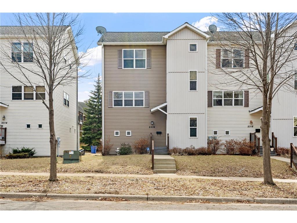 2316 Long Avenue Saint Paul MN 55114 6682982 image1