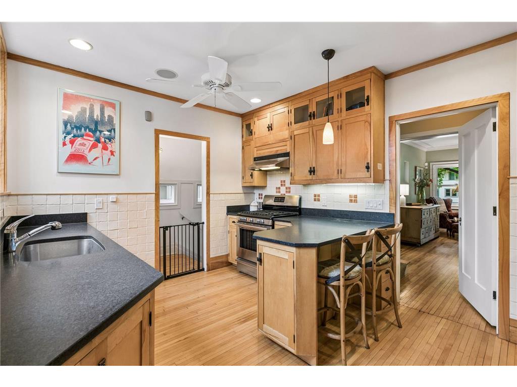 2316 Oliver Avenue S Minneapolis MN 55405 7046448 image15