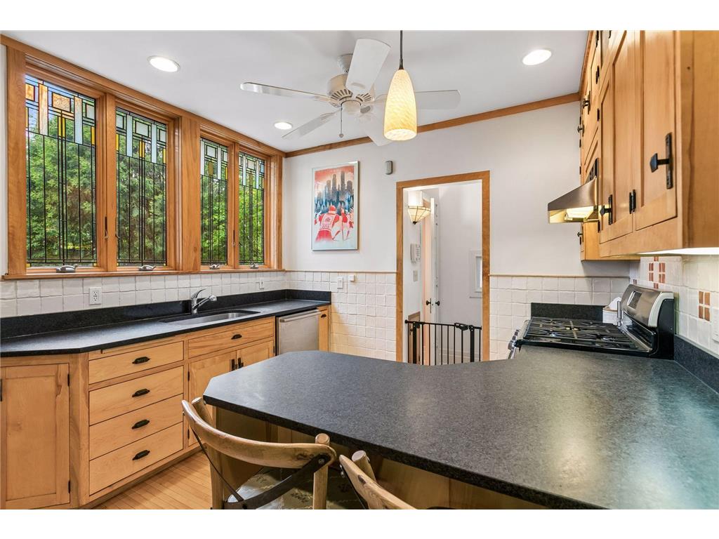 2316 Oliver Avenue S Minneapolis MN 55405 7046448 image16
