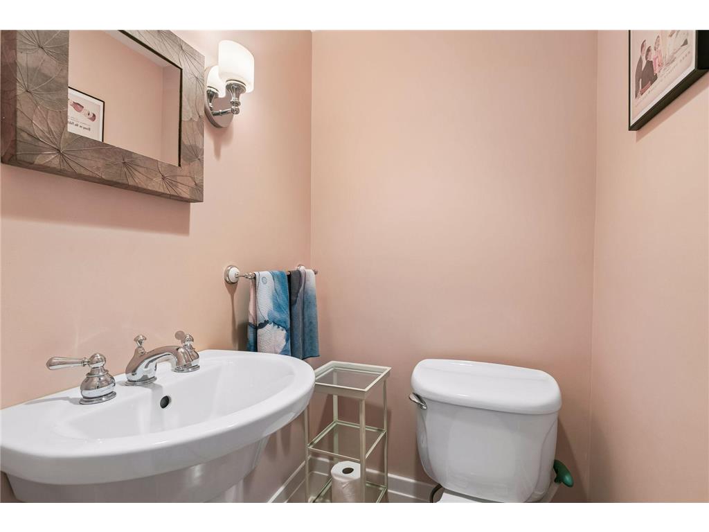 2316 Oliver Avenue S Minneapolis MN 55405 7046448 image21
