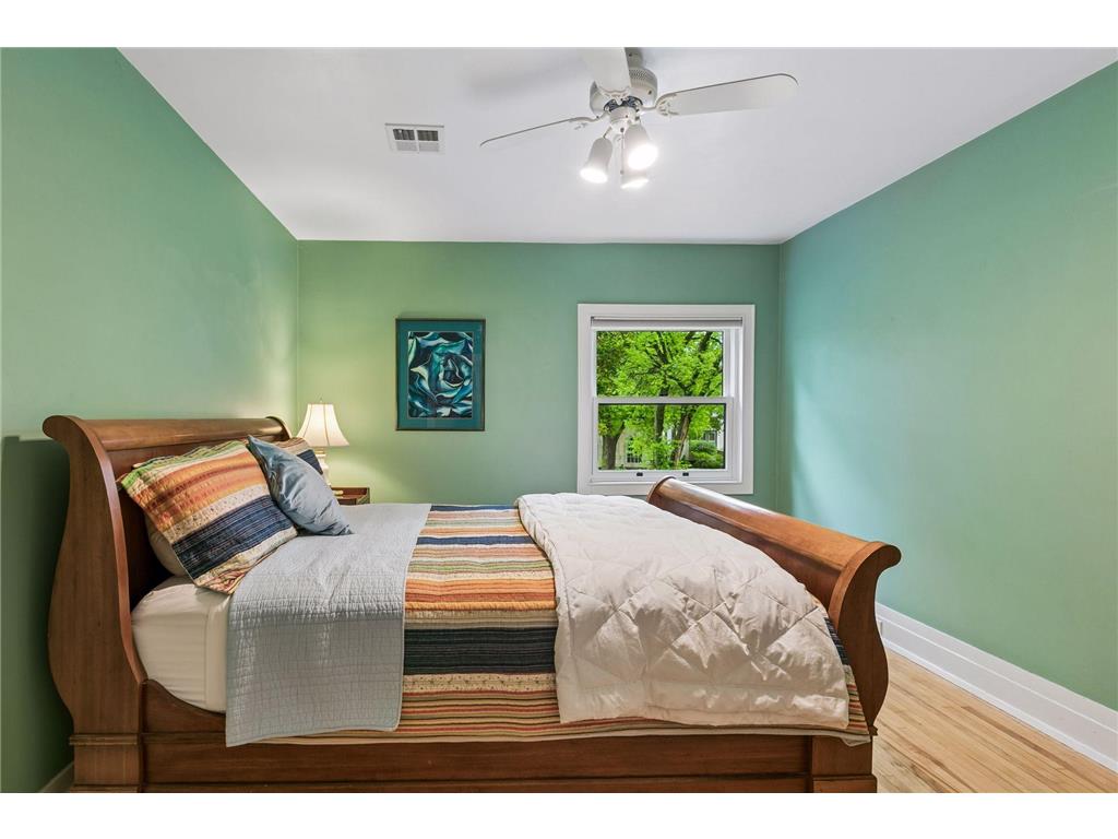 2316 Oliver Avenue S Minneapolis MN 55405 7046448 image31