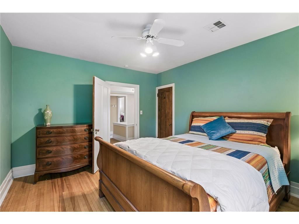 2316 Oliver Avenue S Minneapolis MN 55405 7046448 image32
