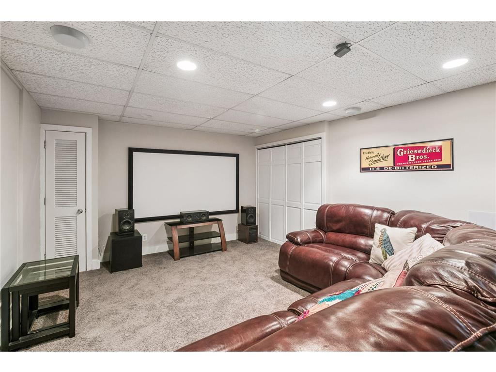 2316 Oliver Avenue S Minneapolis MN 55405 7046448 image39