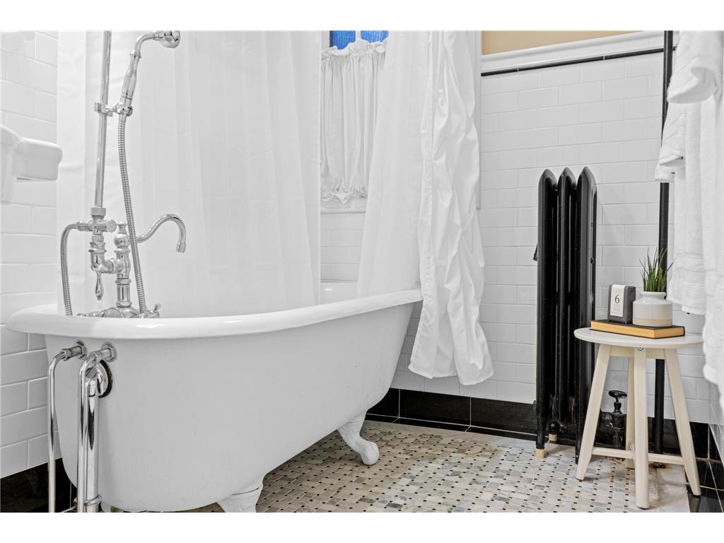 2317 Bryant Avenue S #3 Minneapolis MN 55405 7006788 image20