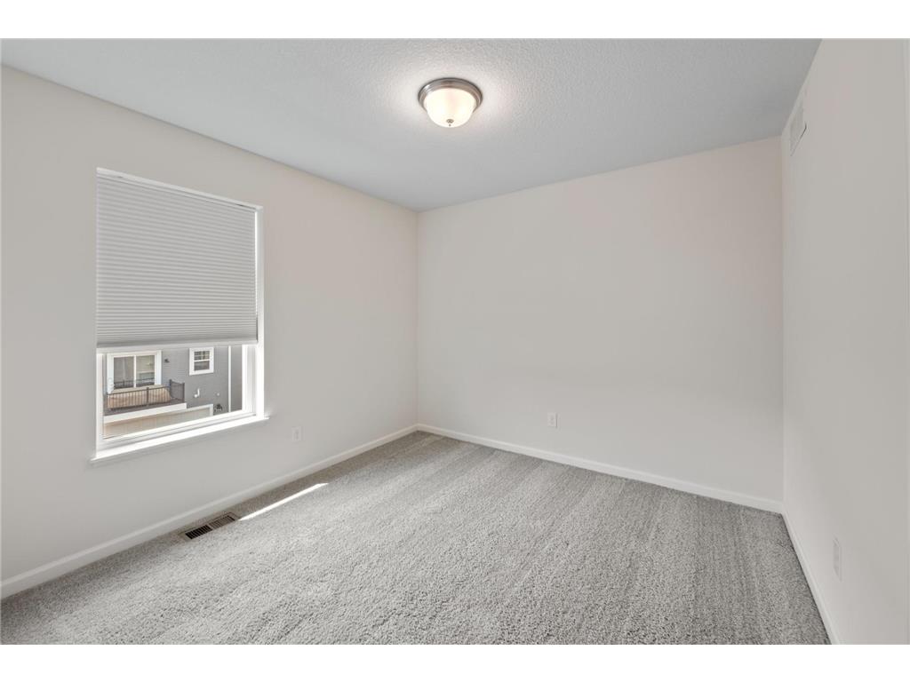 2317 Mckenney Way North Saint Paul MN 55109 7072003 image13