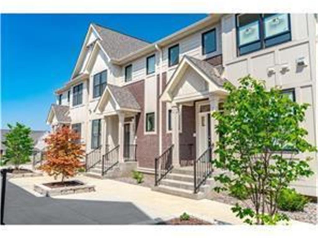 2317 Simply Living Lane #D Hudson WI 54016 6699691 image1