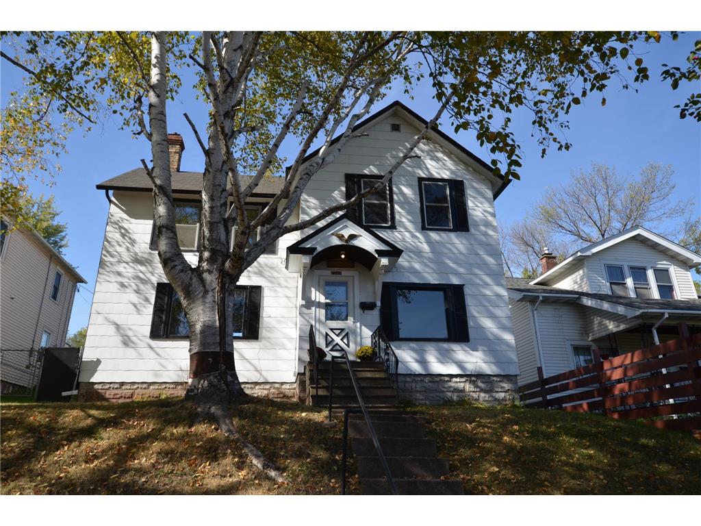 2317 W 7th Street Duluth MN 55806 6614358 image1