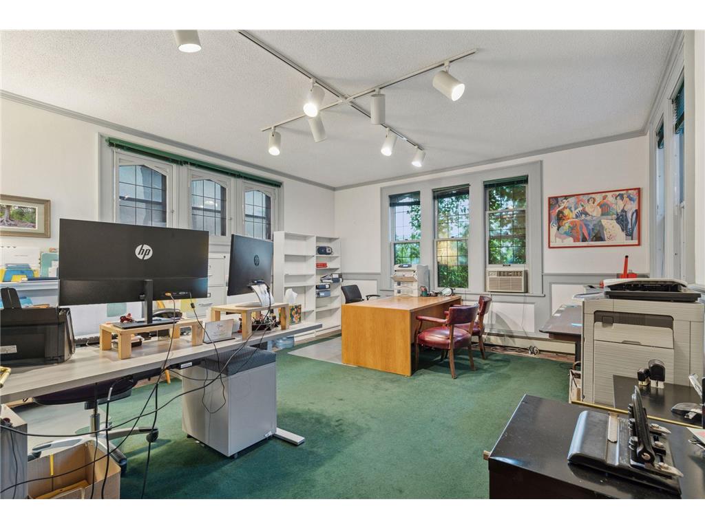 2318 1st Avenue S Minneapolis MN 55404 6782793 image17