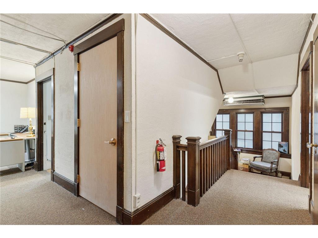 2318 1st Avenue S Minneapolis MN 55404 6782793 image26