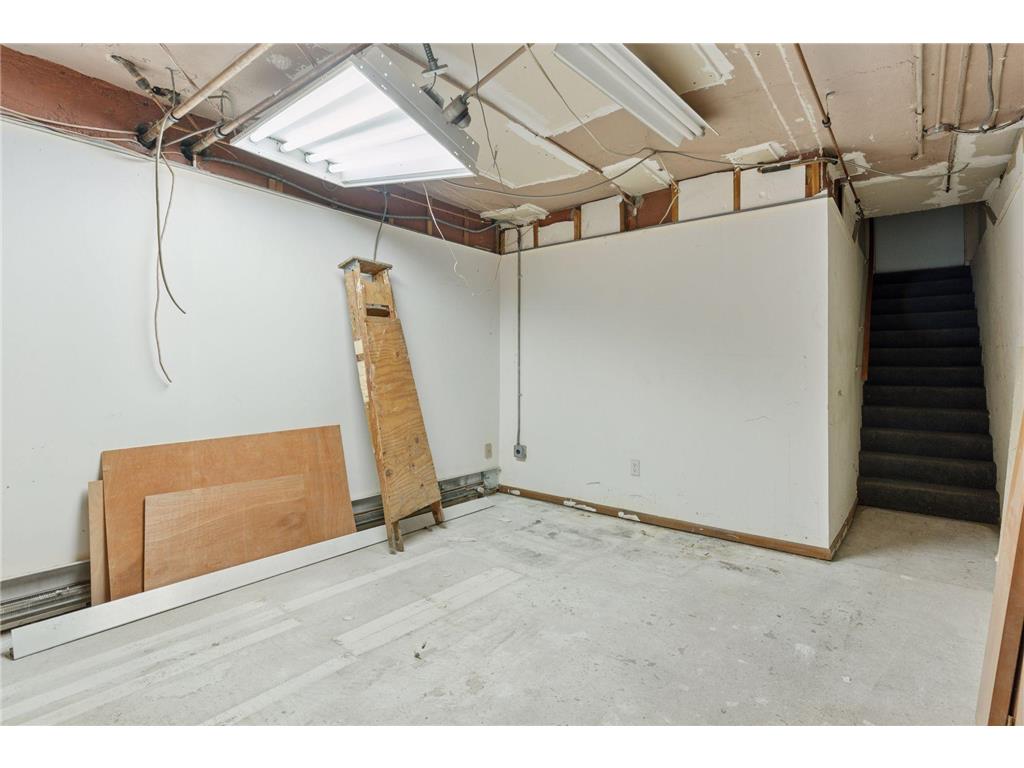 2318 1st Avenue S Minneapolis MN 55404 6782793 image57