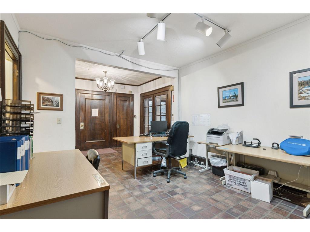 2318 1st Avenue S Minneapolis MN 55404 6782793 image9