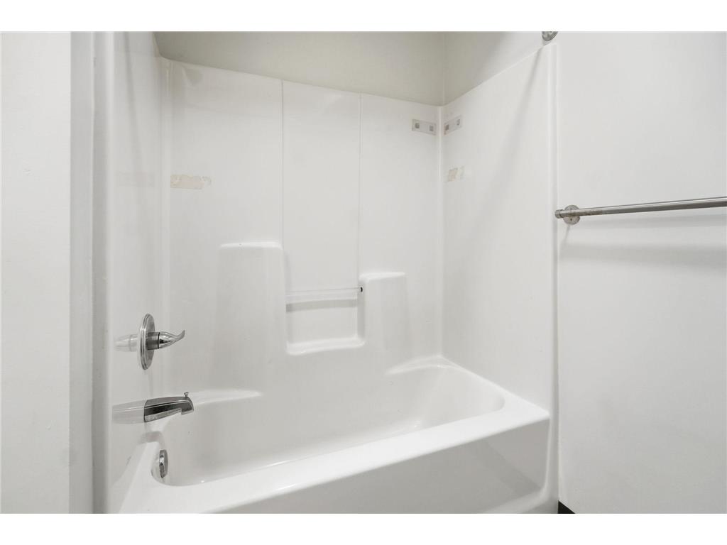 2318 Jefferson St NE #323 Minneapolis MN 55418 6815085 image17