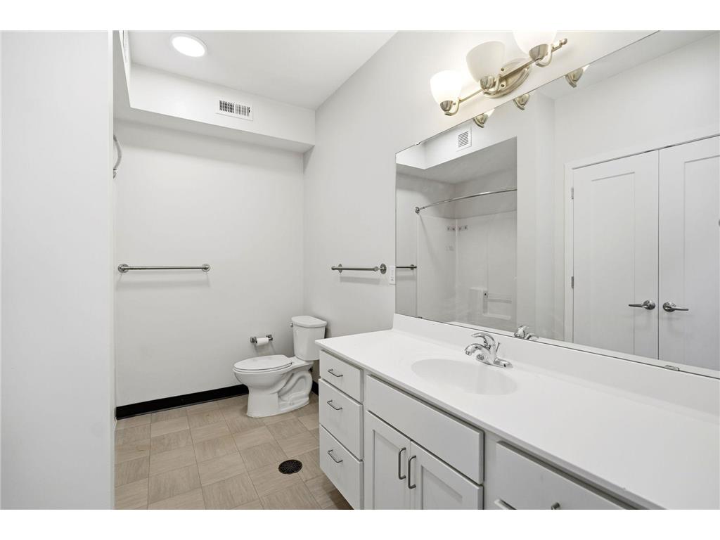 2318 Jefferson St NE #323 Minneapolis MN 55418 6815085 image19