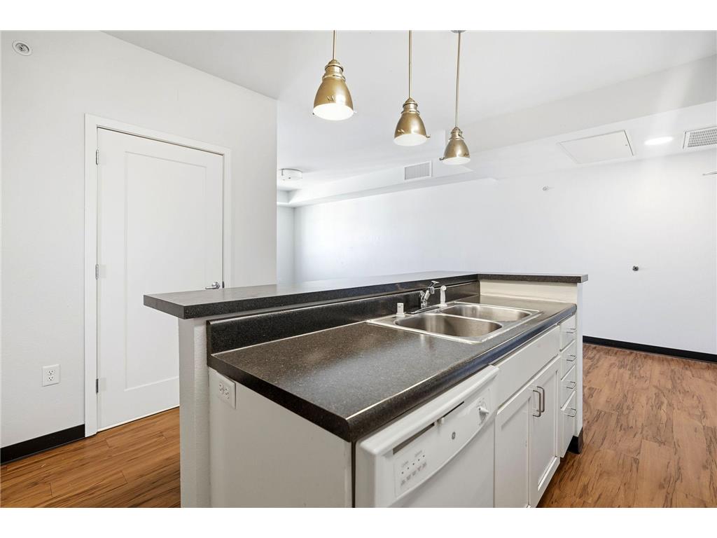 2318 Jefferson St NE #323 Minneapolis MN 55418 6815085 image8