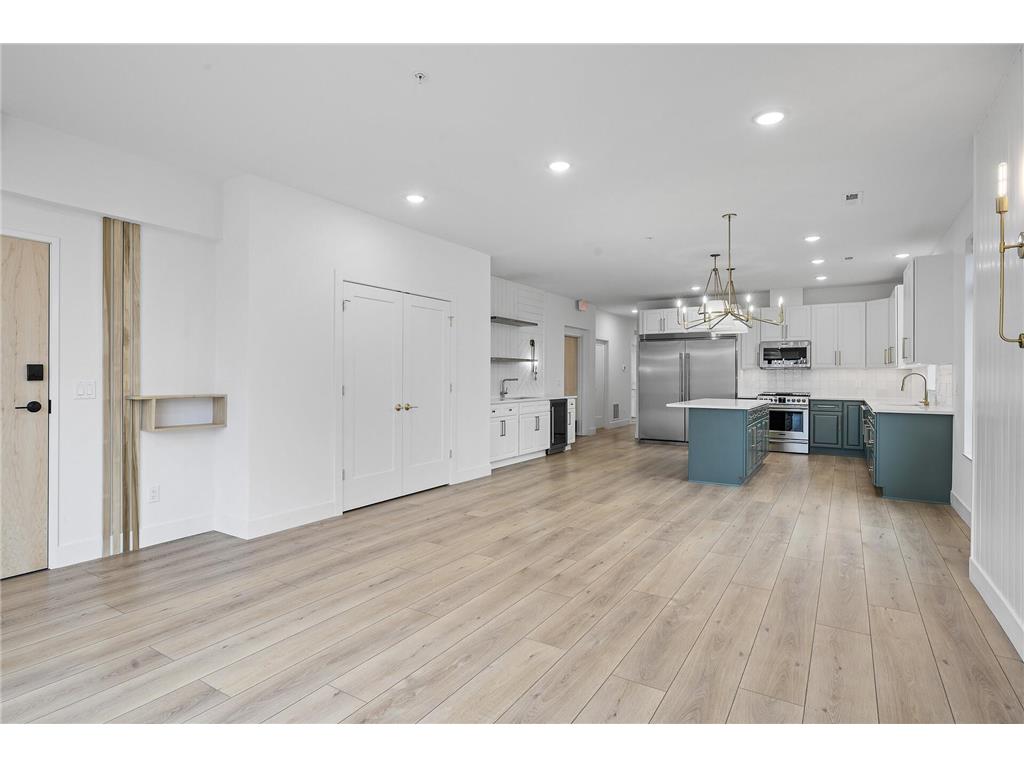 2318 Johnson Street NE #201 Minneapolis MN 55418 7049091 image16