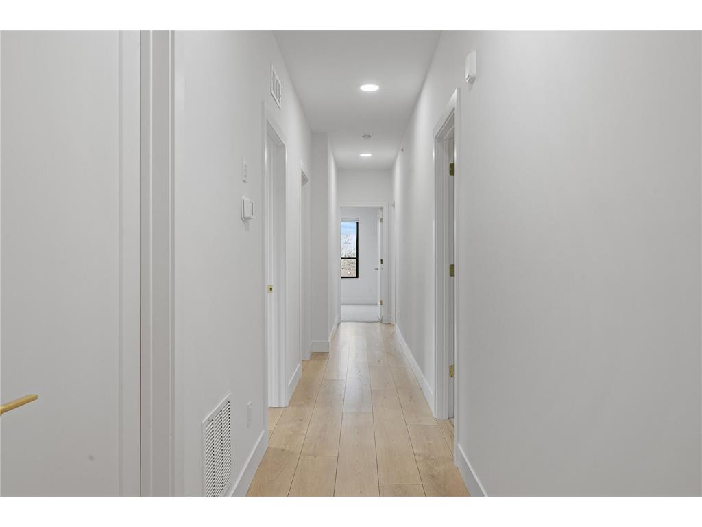 2318 Johnson Street NE #201 Minneapolis MN 55418 7049091 image32