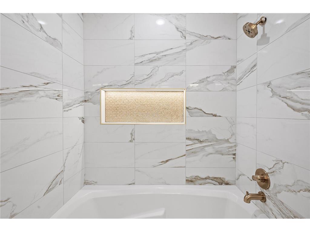 2318 Johnson Street NE #201 Minneapolis MN 55418 7049091 image61