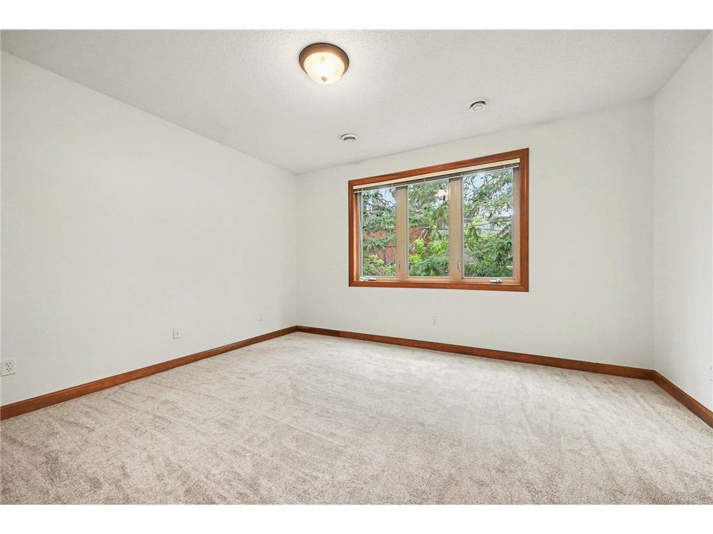 2318 Olivia Court E Maplewood MN 55119 7061746 image19