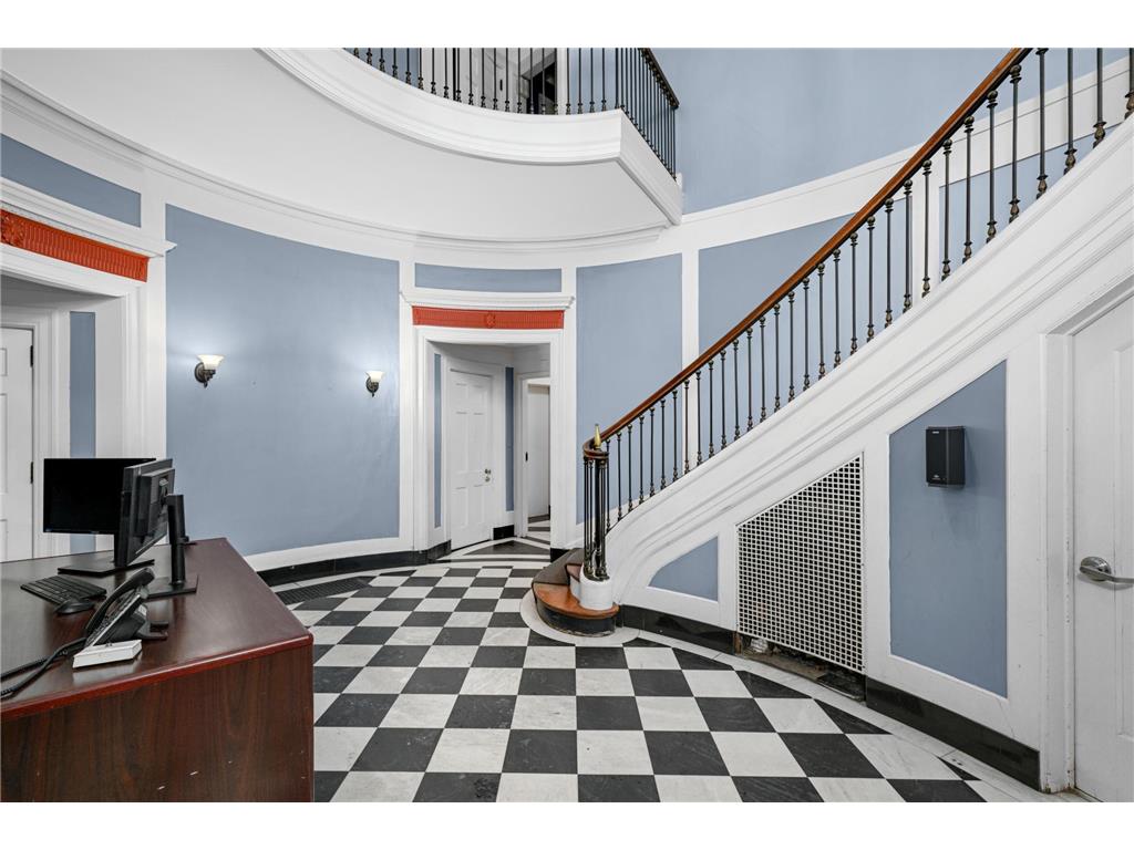 2318 Park Avenue Minneapolis MN 55404 6824408 image4