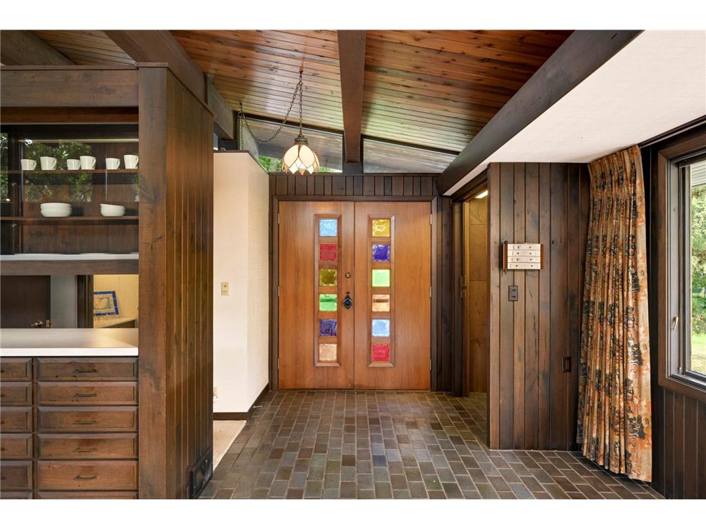 2318 Parkwoods Road Saint Louis Park MN 55416 6373406 image1