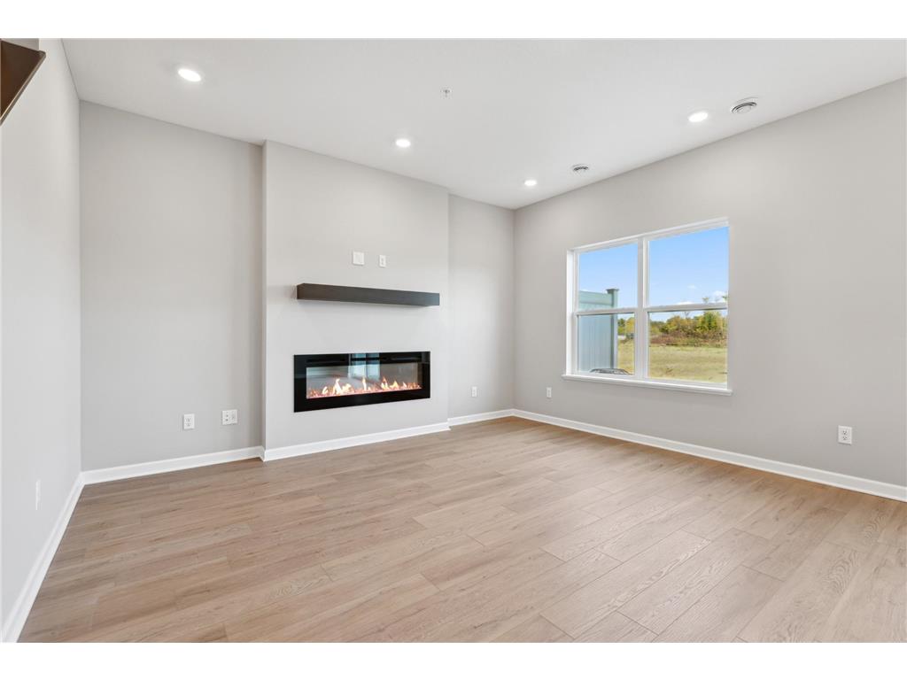 23185 Creekview Court Rogers MN 55374 6775076 image16