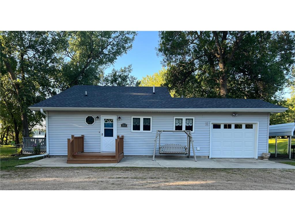 2319 Cottonwood Lake Drive Windom MN 56101 - Cottonwood 6782109 image1