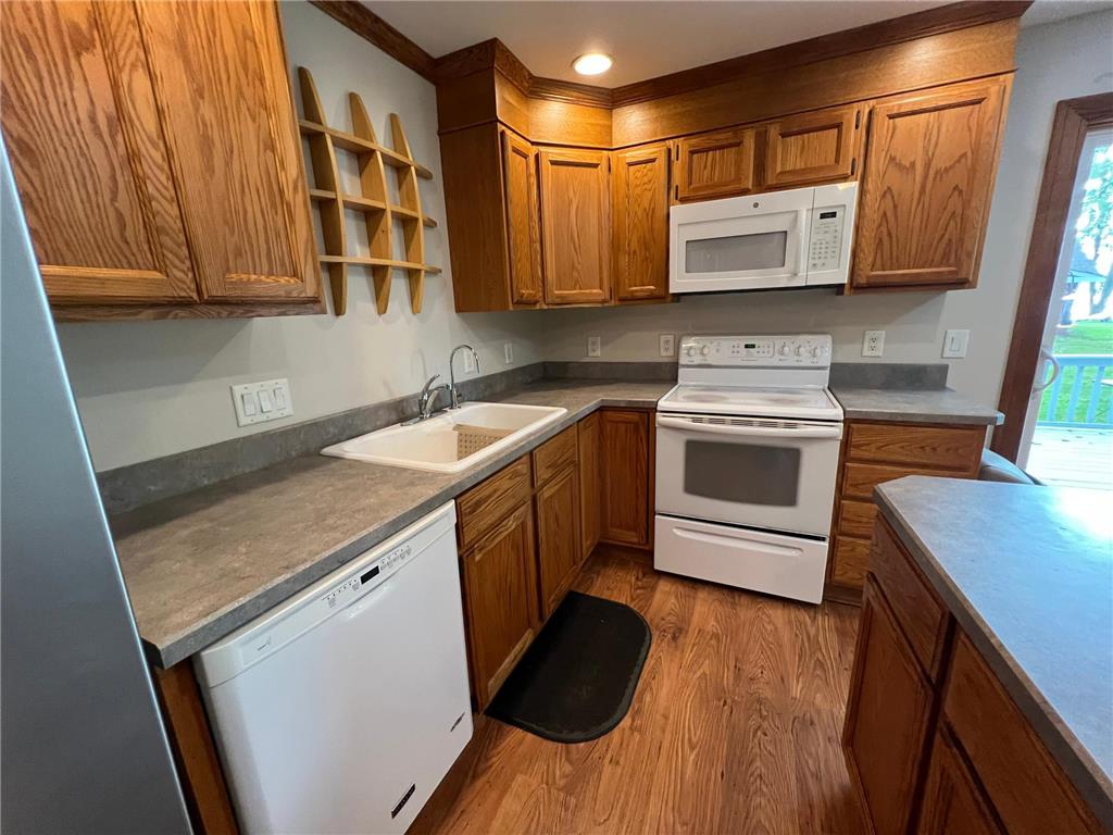 2319 Cottonwood Lake Drive Windom MN 56101 - Cottonwood 6782109 image10