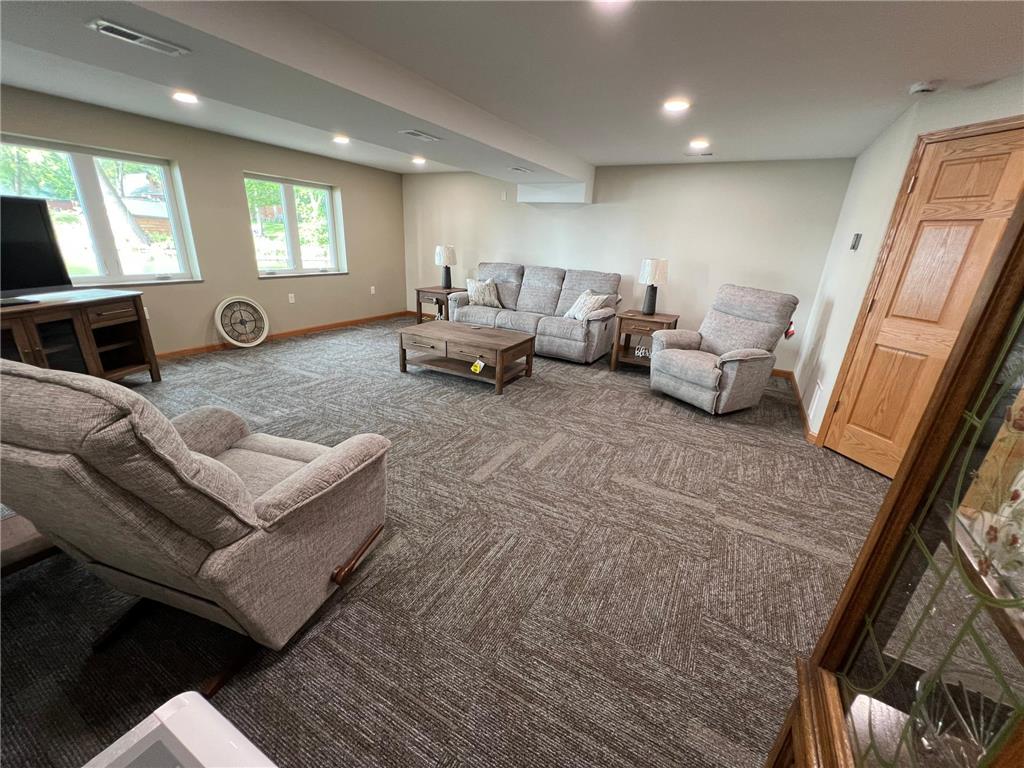 2319 Cottonwood Lake Drive Windom MN 56101 - Cottonwood 6782109 image25