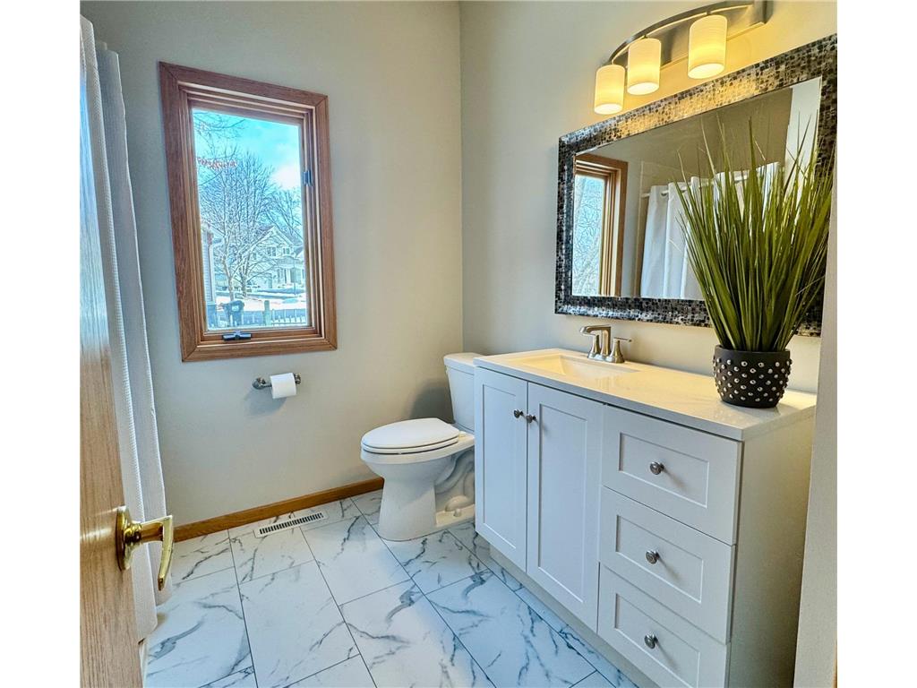 2319 Iverson Court Lino Lakes MN 55038 7072147 image12