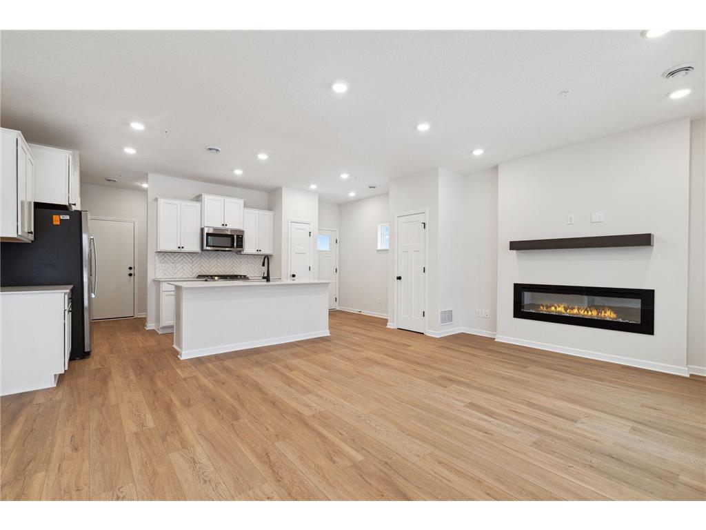 23199 Creekview Court Rogers MN 55374 7000618 image10