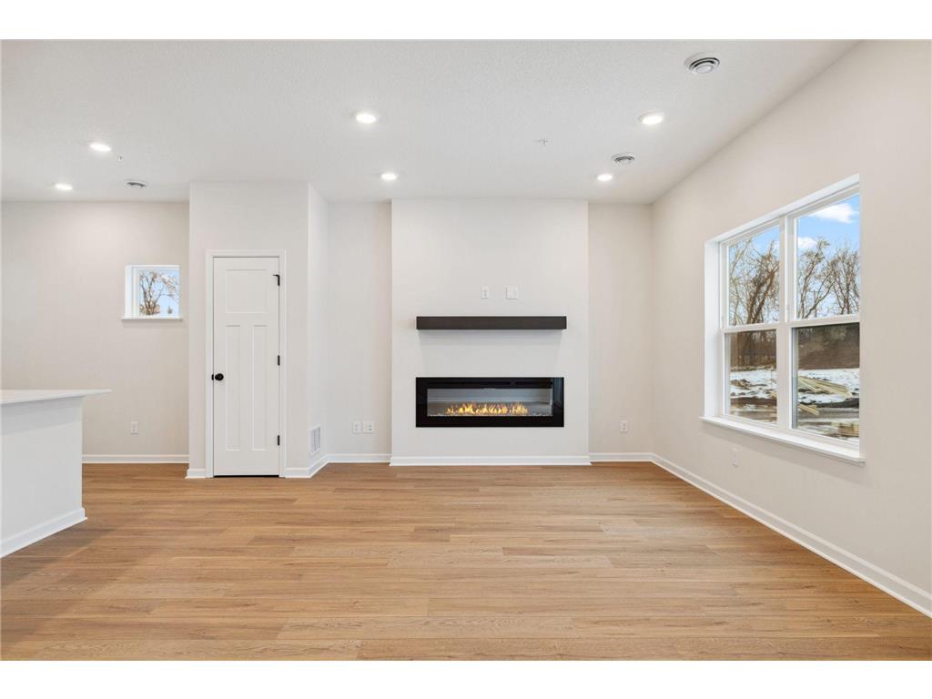 23199 Creekview Court Rogers MN 55374 7000618 image11