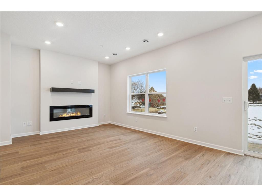 23199 Creekview Court Rogers MN 55374 7000618 image12