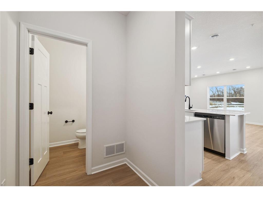 23199 Creekview Court Rogers MN 55374 7000618 image9