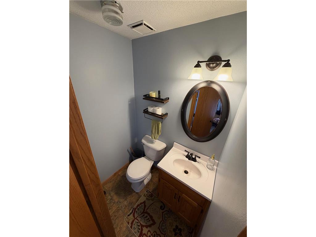 232 4th Street Bluffton MN 56518 7026948 image15
