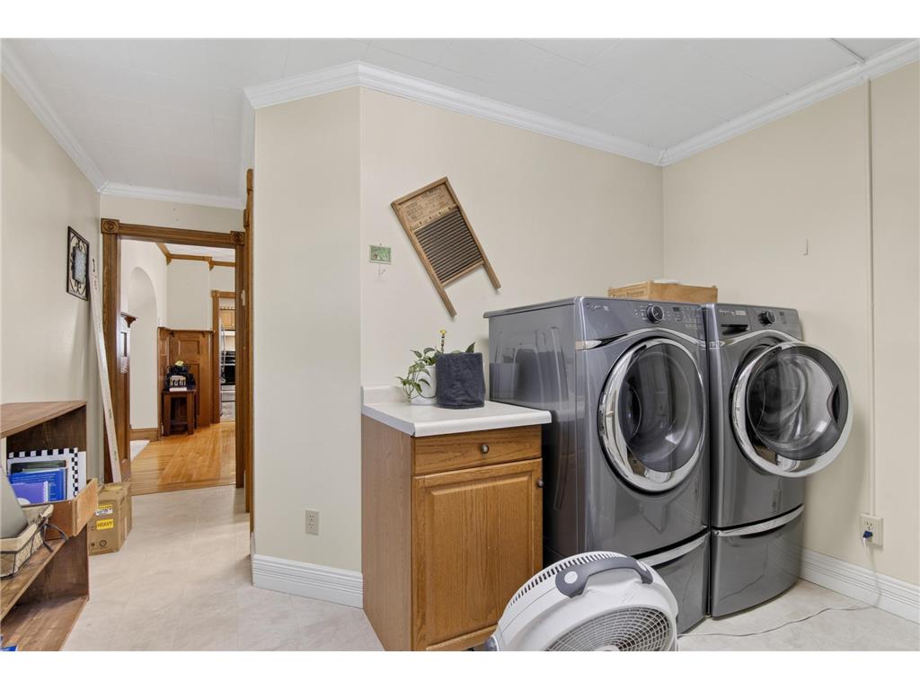 232 7th Street NW Valley City ND 58072 7109710 image15
