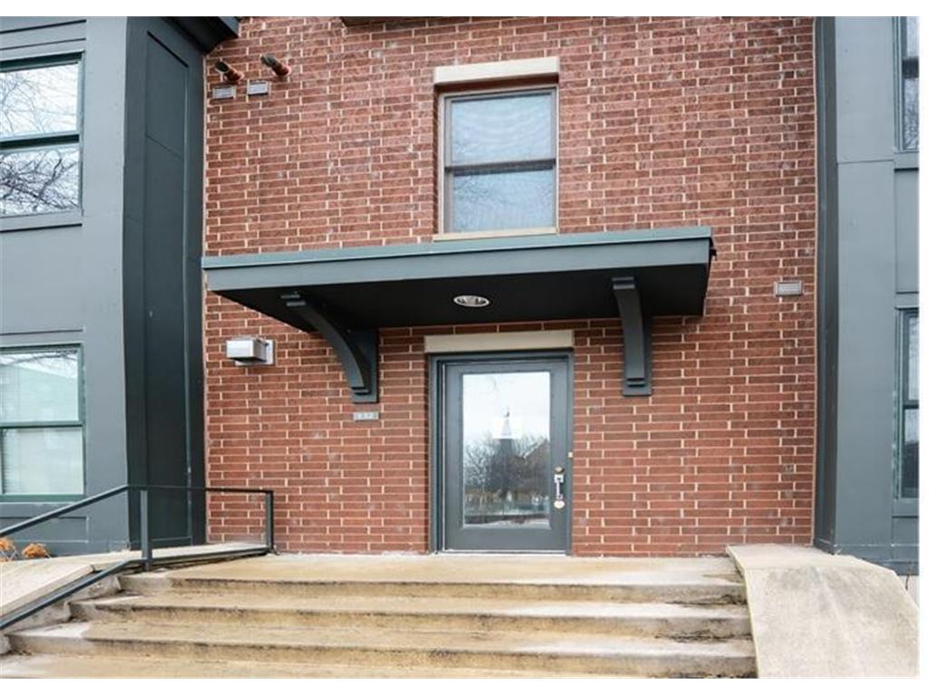 232 8th Street E #232 Saint Paul MN 55101 7018478 image4