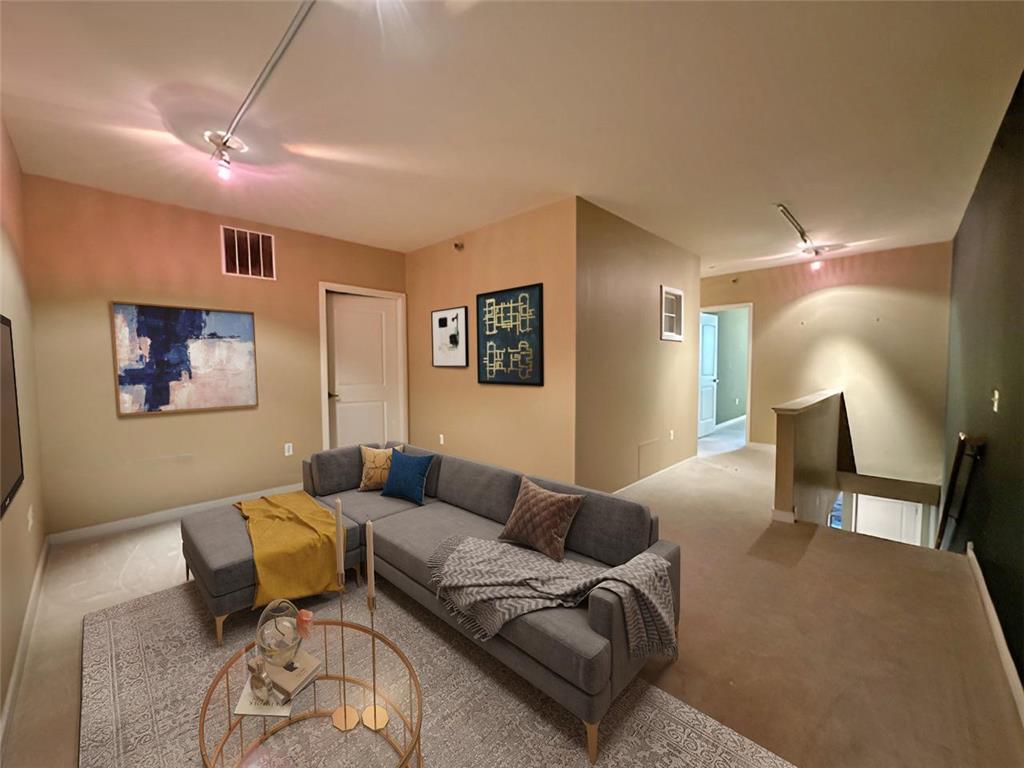 232 8th Street E #232 Saint Paul MN 55101 7087373 image12