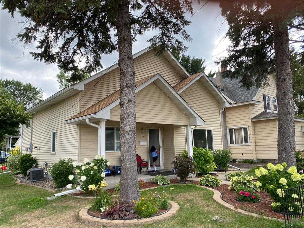 232 Arlington Avenue W, Saint Paul, MN 55117 MLS 6251093 Edina Realty