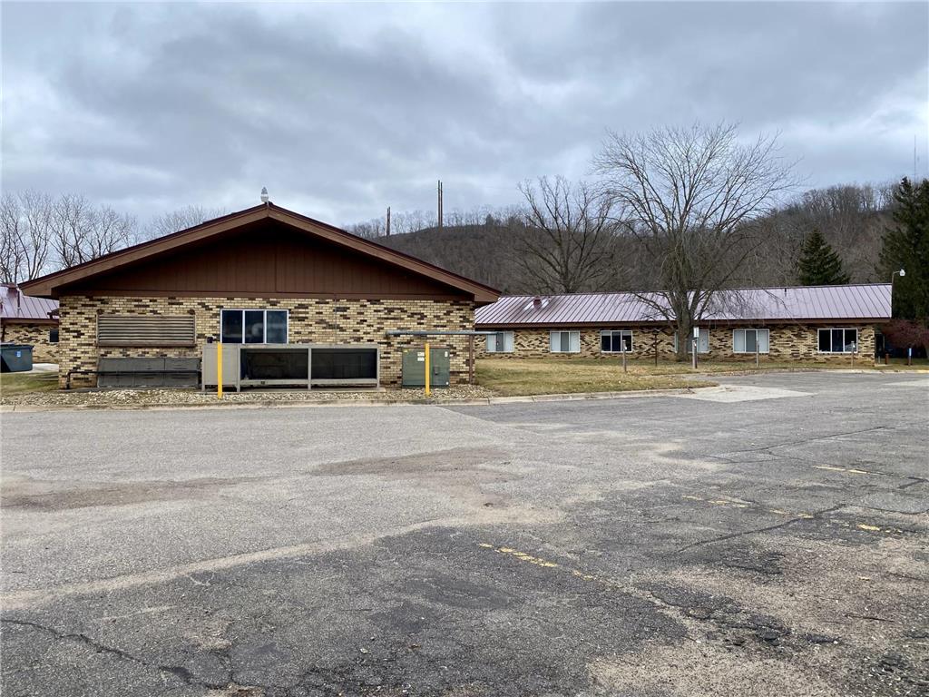 232 E Springer Avenue Elmwood WI 54740 6434057 image11