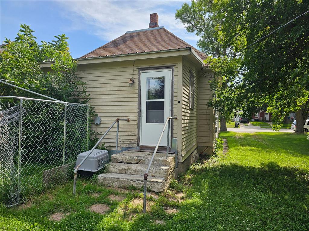 232 Fremont Street S Lake Benton MN 56149 6674215 image13