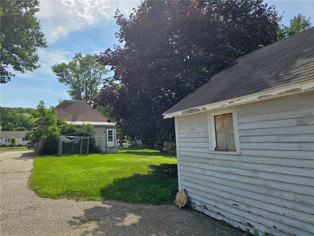 232 Fremont Street S Lake Benton MN 56149 6674215 image15