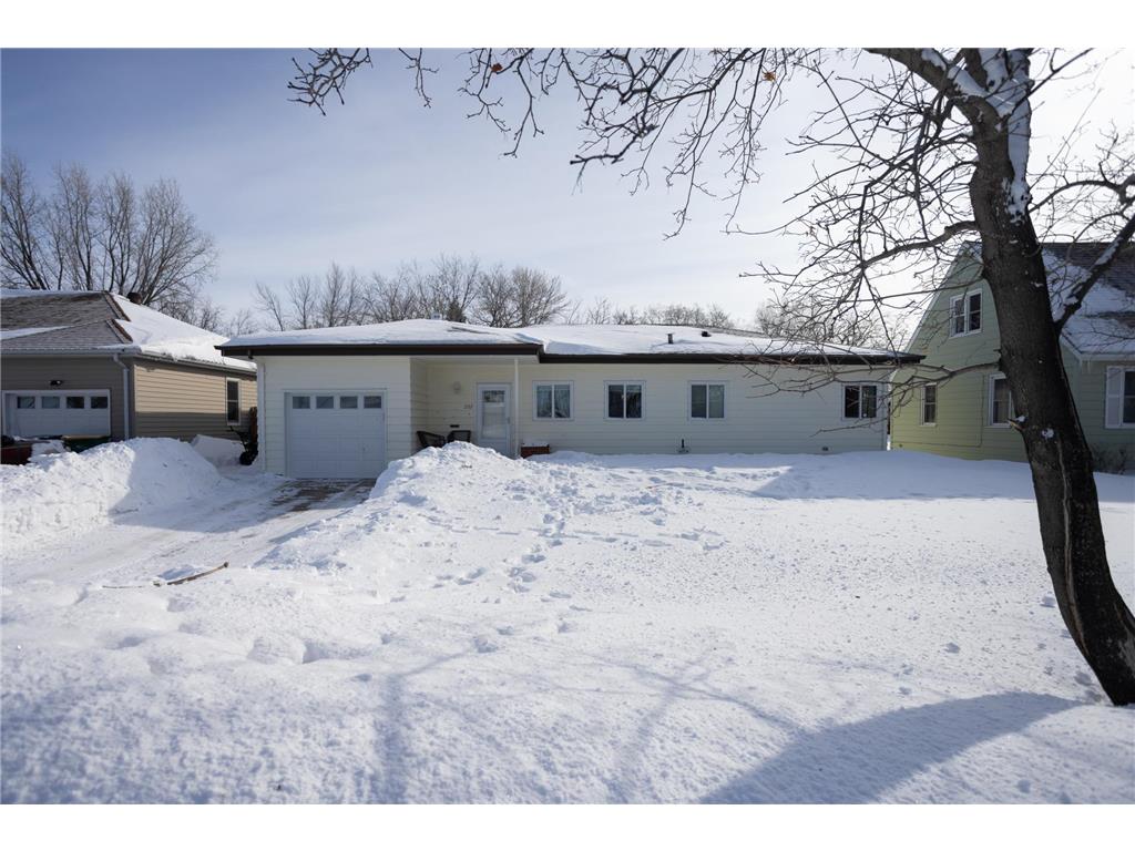 232 Oak Street, Breckenridge, MN, 56520 MLS 6337300 Edina Realty