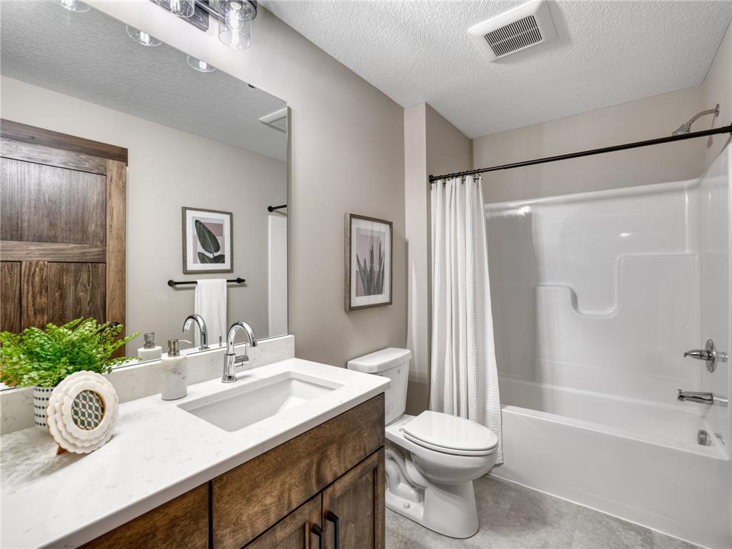 232 S Chestnut Street Ellsworth WI 54011 7014538 image15