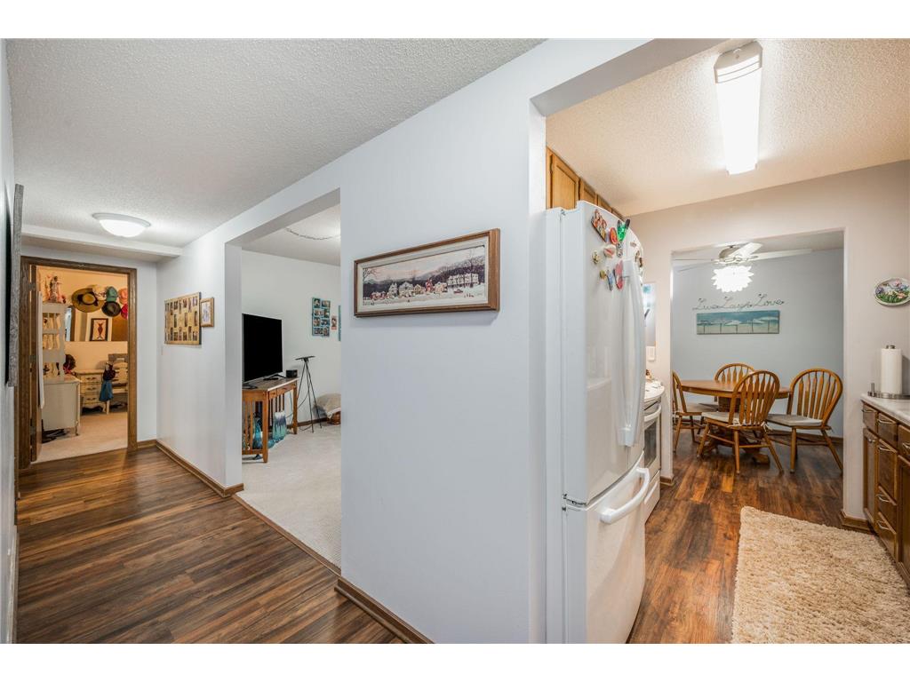 232 S Dewey Street #102 Fairmont MN 56031 7056807 image22